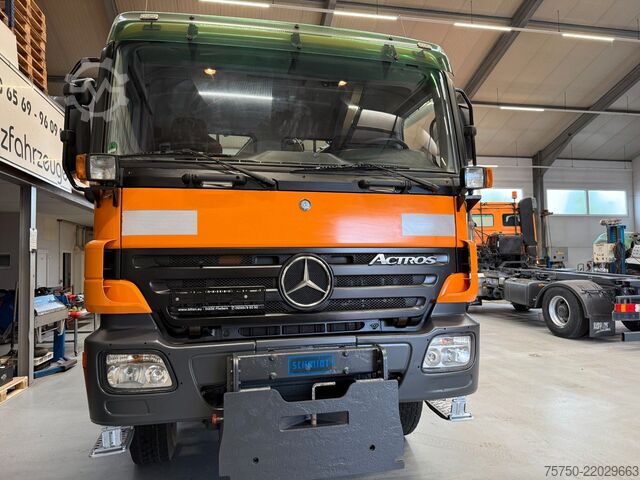 Altro MERCEDES-BENZ Actros 2036 4x4 Hiab Kran- Funk- Kipper- Klima-