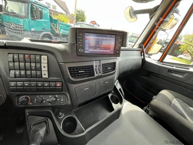 Tipper truck IVECO TRACKER AD380T/P 500 3-Achs Kipper Bordmatik lin
