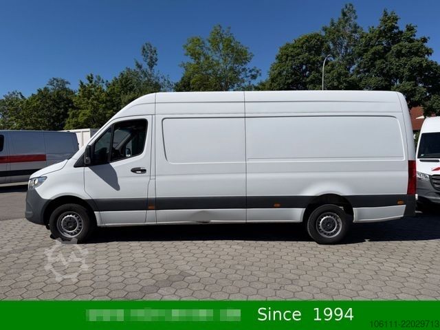 High top van MERCEDES-BENZ Sprinter 317 CDI/4325/4x2 RWD Hochdachkasten