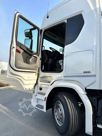 Platforma za utovar Scania R560 6x2-4 BL Baustoff-Pritsche FASSI 2.24