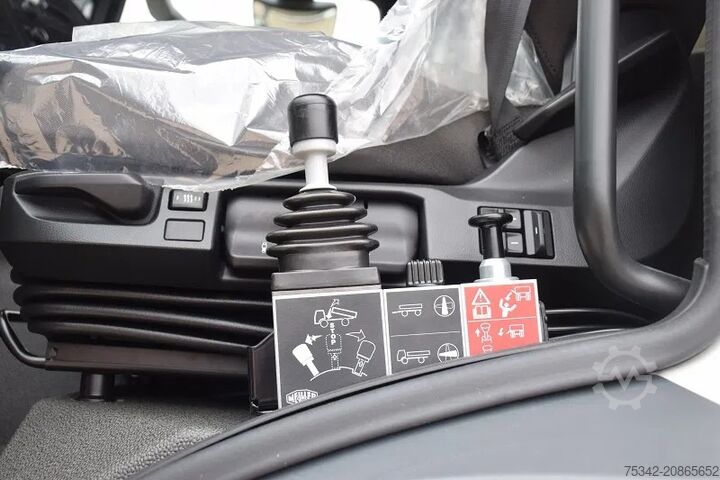 Hook arm system MAN TGS 33.440