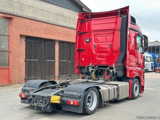 Prostorninska vlačilna enota MERCEDES-BENZ Actros 1845 X-LOW Retarder 2Tanks ACC
