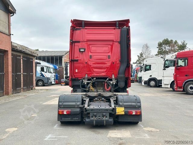 Prostorninska vlačilna enota MERCEDES-BENZ Actros 1845 X-LOW Retarder 2Tanks ACC