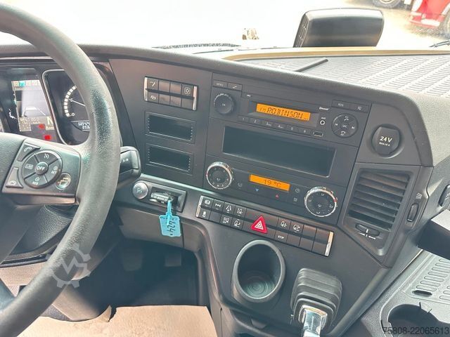 Prostorninska vlačilna enota MERCEDES-BENZ Actros 1845 X-LOW Retarder 2Tanks ACC