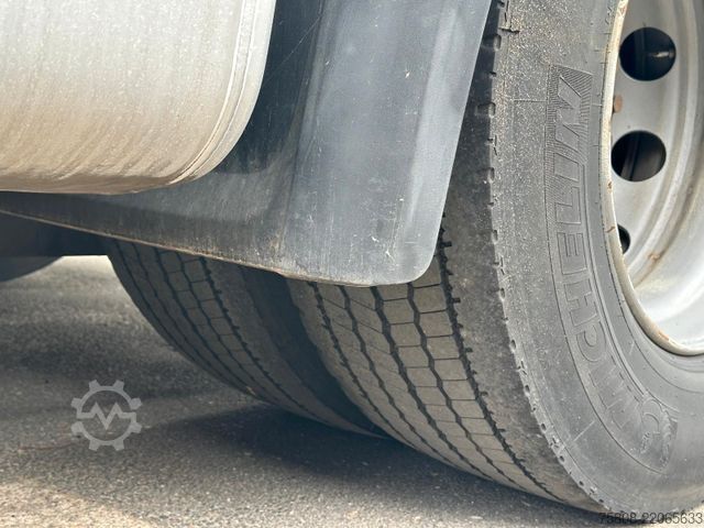 Standardni tegljač DAF XF 460 FT SSC 2 Tanks Retarder Standklima ACC LD