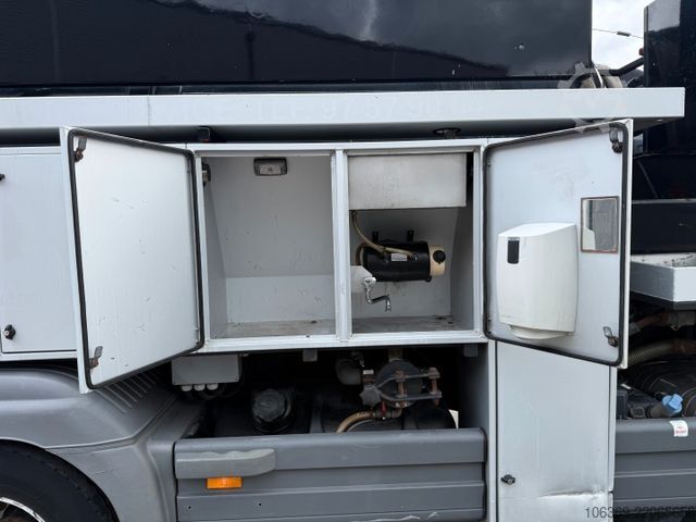 Camión cisterna de vacío MERCEDES-BENZ Atego 1524 4x2 Hvidtved Larsen Cityline 206