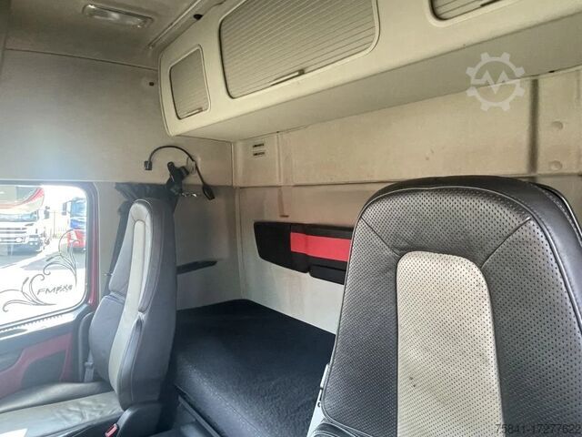 Kamion sa kranom Volvo FMX 500 FMX 500 8x2 Euro 6 Effer 395-8S