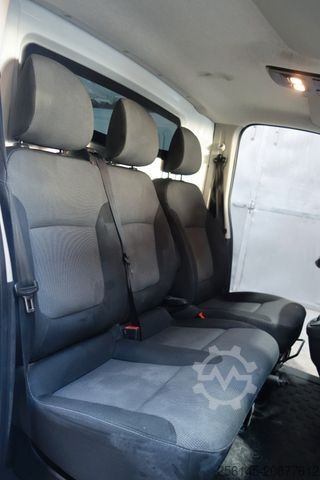 Minibús RENAULT Trafic Kasten L1H1 Tüv Neu 1Hand Klima Tempomat