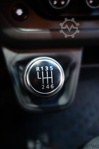 Furgoneta RENAULT Trafic Kasten L1H1 Tüv Neu 1Hand Klima Tempomat