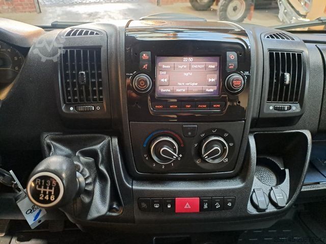 Mikroautobuss PEUGEOT Boxer Kasten L1 H1 Klima Kamera Tempo Tüv E6