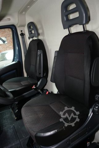 Mikroautobuss PEUGEOT Boxer Kasten L1 H1 Klima Kamera Tempo Tüv E6