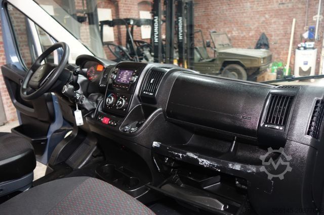 Mikroautobuss PEUGEOT Boxer Kasten L1 H1 Klima Kamera Tempo Tüv E6