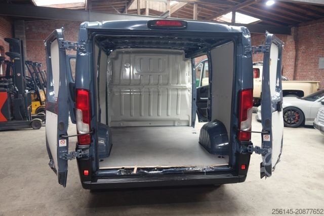 Mikroautobuss PEUGEOT Boxer Kasten L1 H1 Klima Kamera Tempo Tüv E6