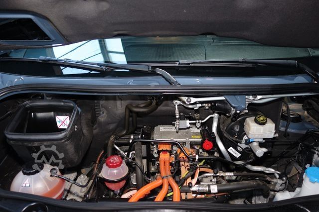 Minibus MERCEDES-BENZ eSprinter Kasten 314 L2 terie Klima