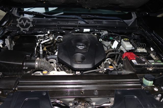 Pikap NISSAN Navara NP300 Acenta King Cab 4x4 TüvServiceNeu