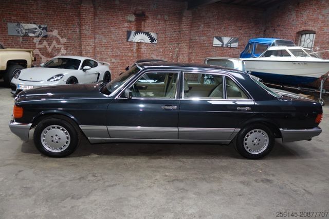 Fourgon MERCEDES-BENZ SEL 500 W126 Schiebdach Leder Langversion TüvNeu