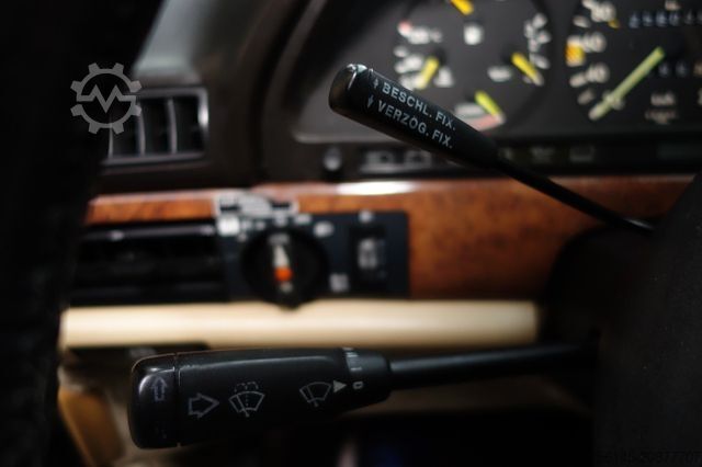 Fourgon MERCEDES-BENZ SEL 500 W126 Schiebdach Leder Langversion TüvNeu