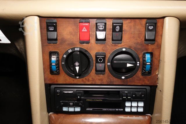 Fourgon MERCEDES-BENZ SEL 500 W126 Schiebdach Leder Langversion TüvNeu