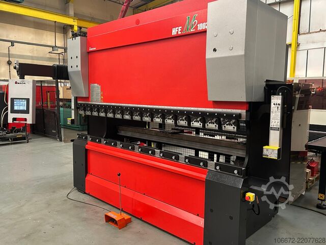 Prensa plegadora AMADA PROMECAM HFE MK II 8 AXIS