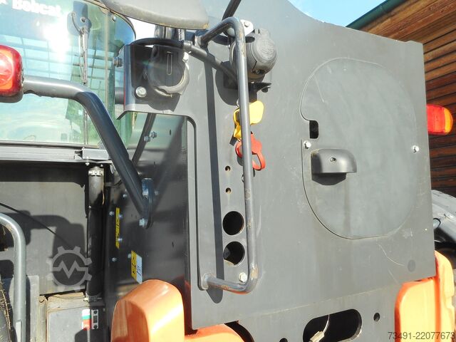 Teleskoplader Bobcat TL 38.70HF AGRI