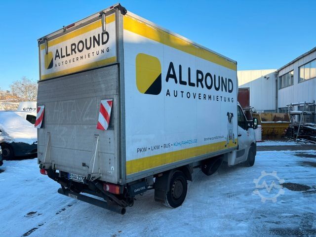 Transporter mit Koffer RENAULT Master