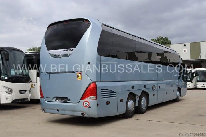 Autokar Neoplan Starliner / Full option / Euro5 EEV