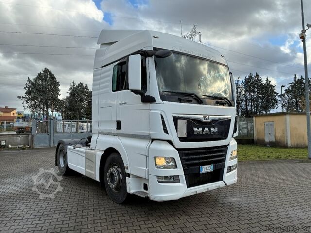 Unit traktor standar MAN TGX18.460 T25-102