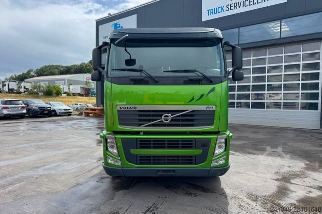 Camión para usos especiales VOLVO FH-540 6x2 LIV L160Z
