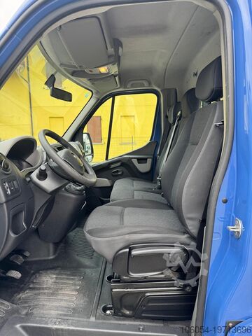 Furgonetă cu cutie lungă Opel Movano