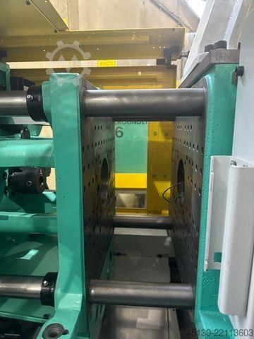 Máquina de moldeo por inyección Arburg 370H 600-100