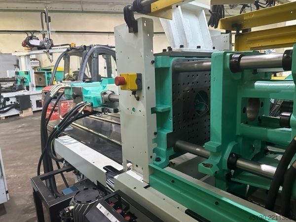 Máquina de moldeo por inyección Arburg 370H 600-100