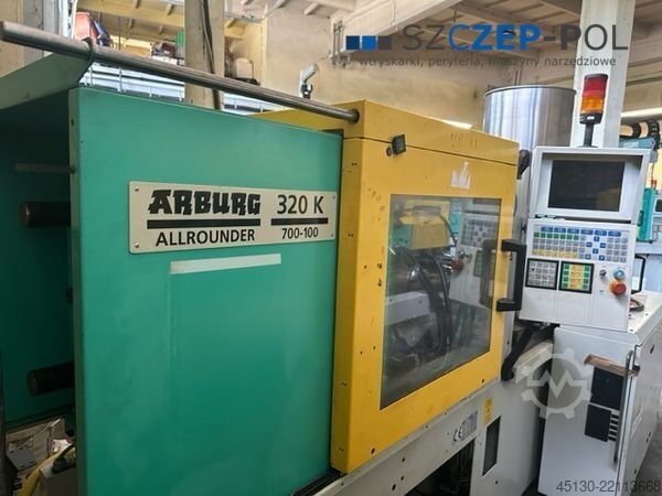 Máquina de moldeo por inyección Arburg 320K 700-100