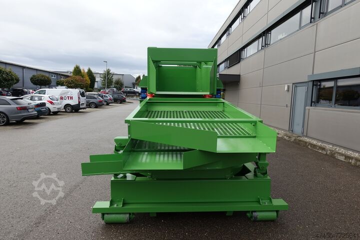 Screening plant for wood chips S&F GmbH - Siebmaschinen u Fördertechnik