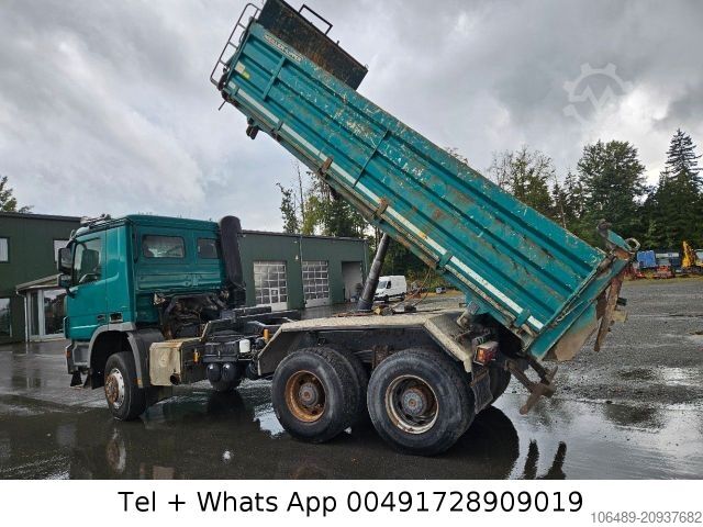 شاحنة قلابة ثلاثية الجوانب MERCEDES-BENZ 3346 k 6X6   Blatt / Blatt