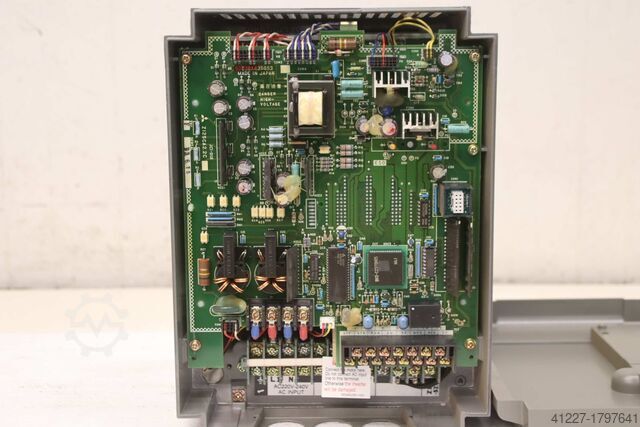 Convertisseur de fréquence 2,2 kW Mitsubishi Freqrol Z-120  FR-Z120-S2.2K