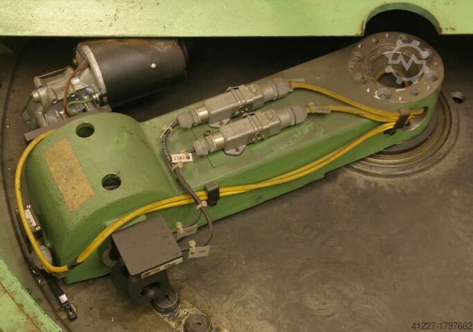 Cambiador de herramientas MAHO MCV600