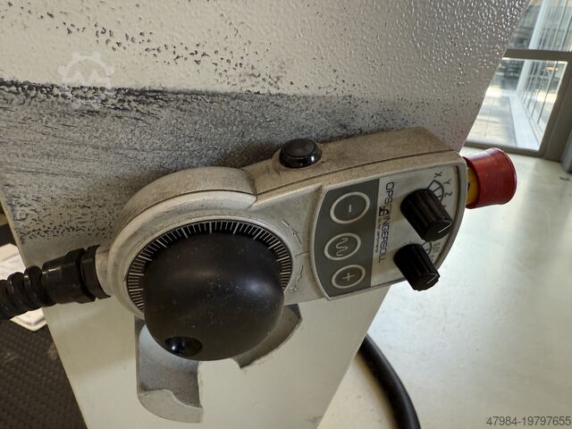 ศูนย์เครื่องจักรกลแนวตั้ง OPS INGERSOLL 650 HSC
