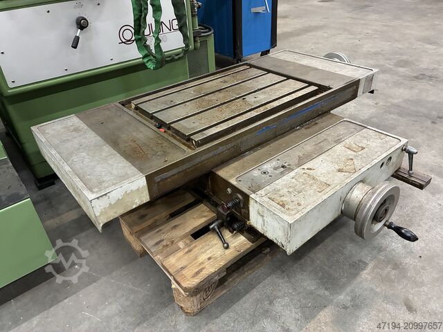 Bàn chéo Zware kruistafel 