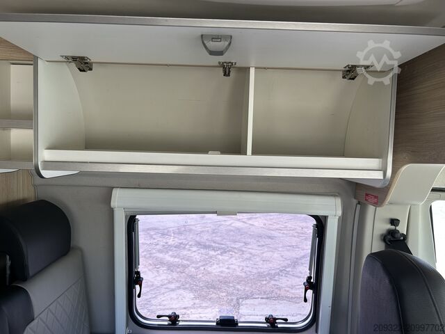 Xe caravan/xe cắm trại Fiat Weinsberg Carabus 600 K | 4 Posti Letto | Completamente Attrezzato