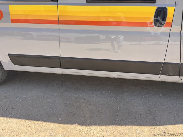 Xe caravan/xe cắm trại Fiat Weinsberg Carabus 600 K | 4 Posti Letto | Completamente Attrezzato