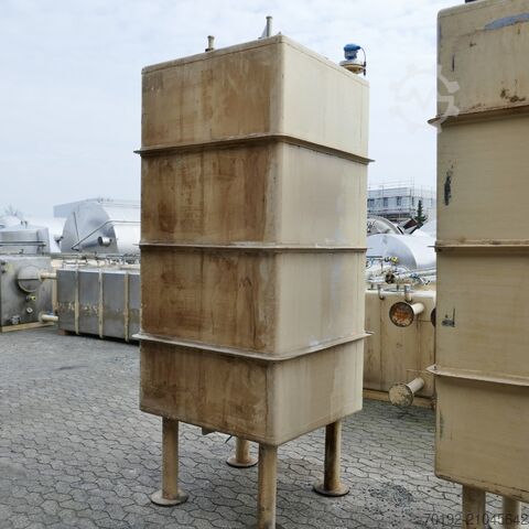 Pravokutni spremnik od 2500 litara izrađen od V2A nehrđajućeg čelika  9528