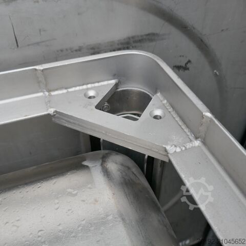 Mobilni kontejner za rasuti teret od 570 litara izrađen od V2A UCON 9517