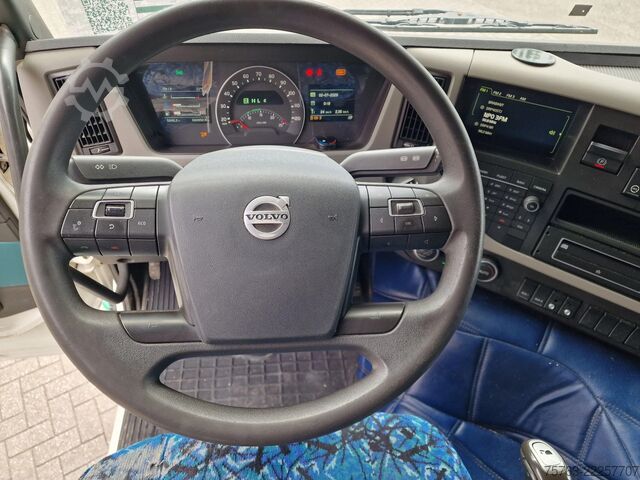 Превоз на едър рогат добитък Volvo FM 410 Globetrotter 6x2*4 - Livestock - Euro 6 ...