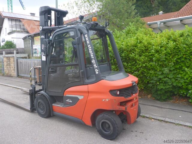 Chariot élévateur à fourche diesel Linde H35 D