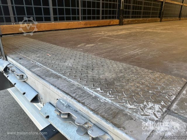 Åpen semitrailer med presenning Schmitz Cargobull Semitrailer Curtainsider Standard