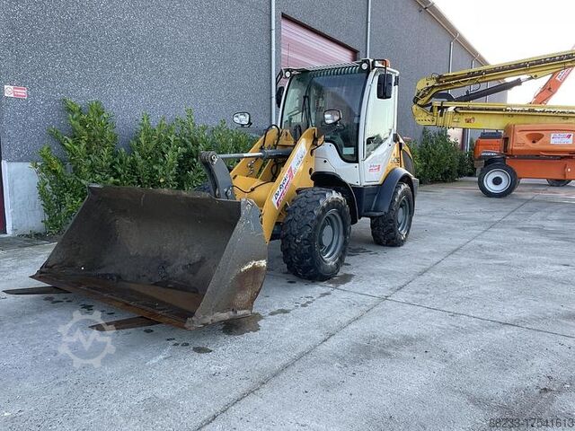 Φορτωτής Liebher L506C