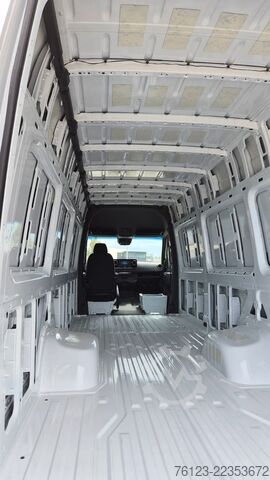 High top van MERCEDES-BENZ Sprinter III Kasten  519 CDI RWD 4x 4 Allrad