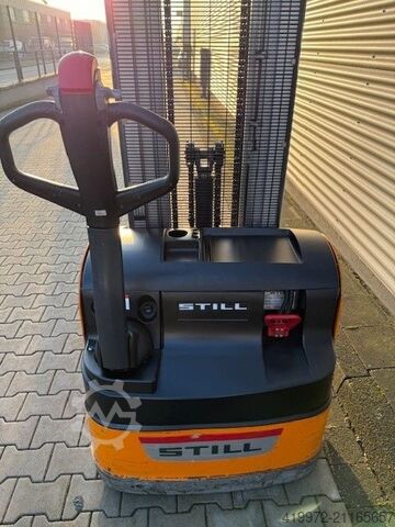 รถ stacker แบบเดินตาม Still EGV16