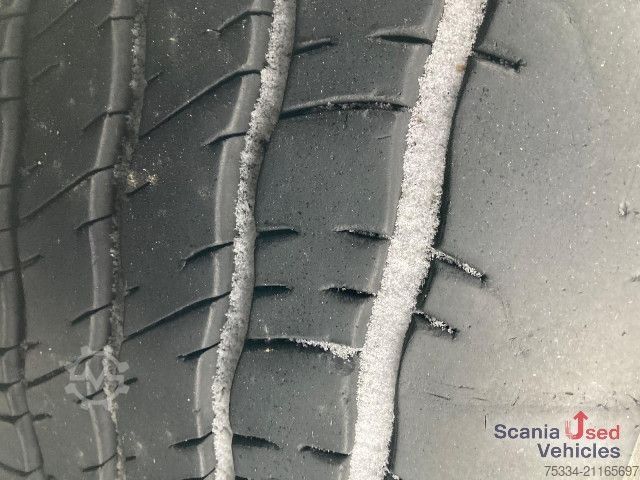 Camión con caja móvil MAN TGX 26.470LL