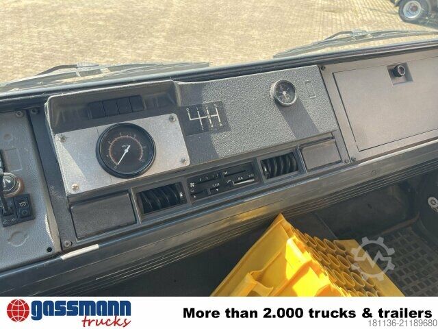 Автоцистерна Renault Midliner S170 4x4, 6000l Wassertank